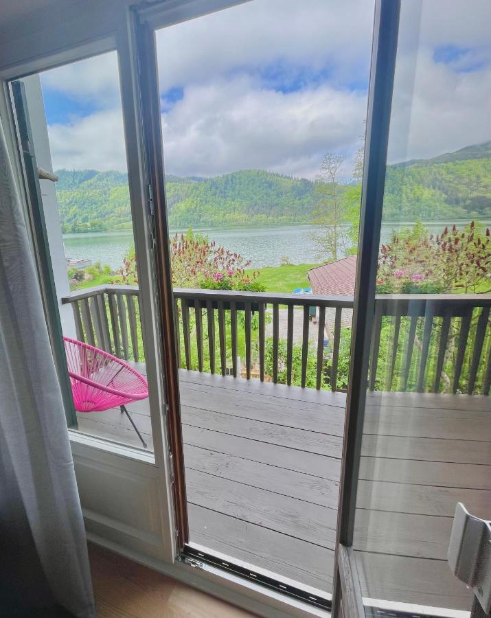 Ferienwohnung Strandbad - Alpen Popart Am See ชลีเอร์ซี ภายนอก รูปภาพ
